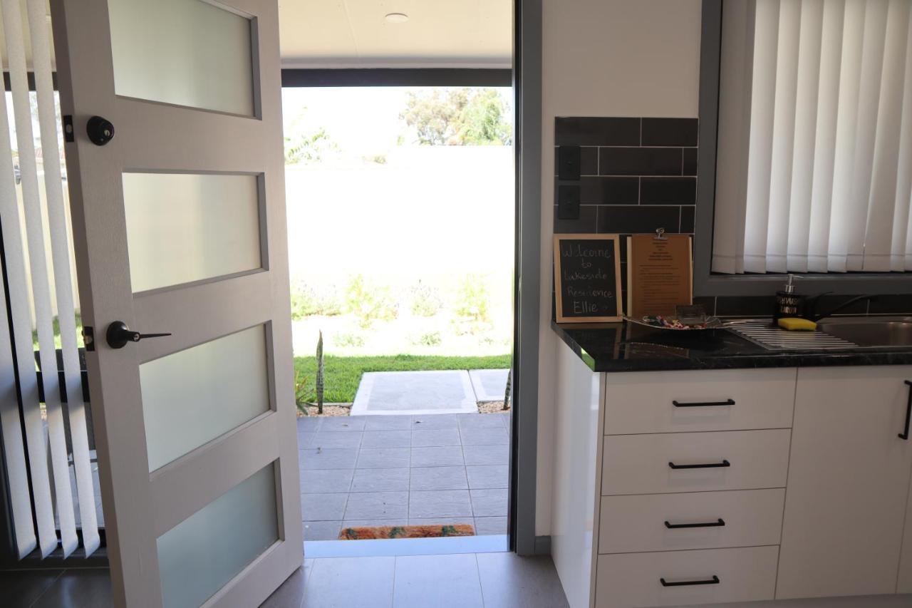 Lakeside Residence Raymond Terrace Esterno foto