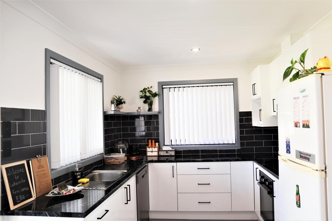 Lakeside Residence Raymond Terrace Esterno foto