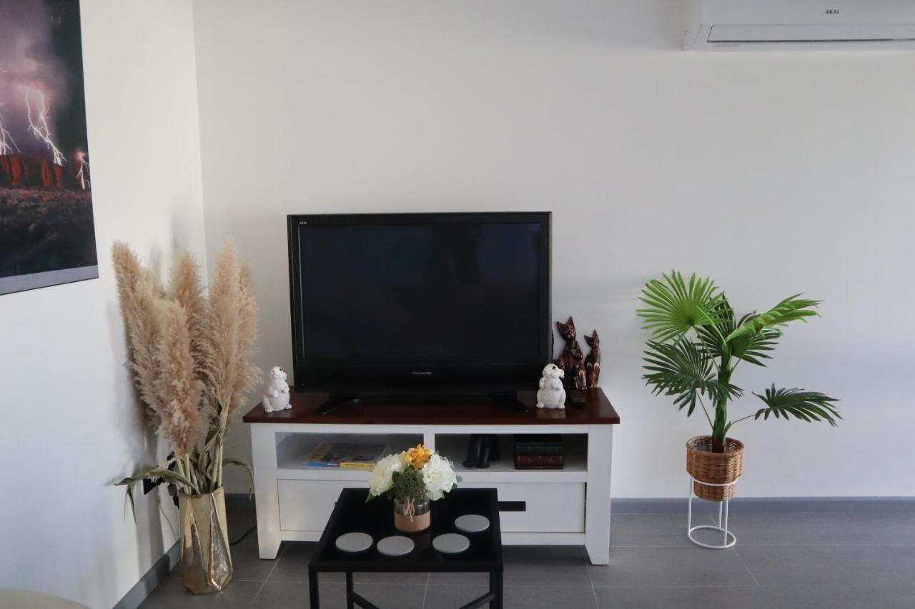 Lakeside Residence Raymond Terrace Esterno foto