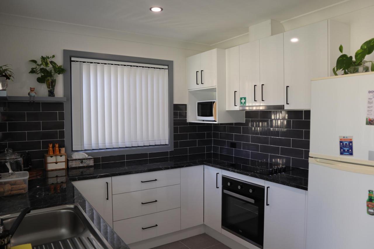 Lakeside Residence Raymond Terrace Esterno foto