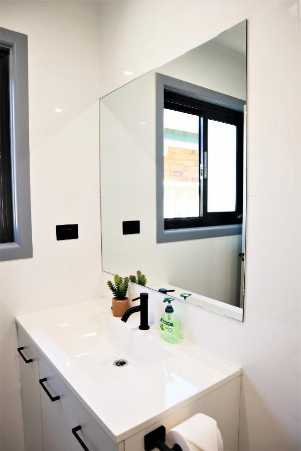 Lakeside Residence Raymond Terrace Esterno foto