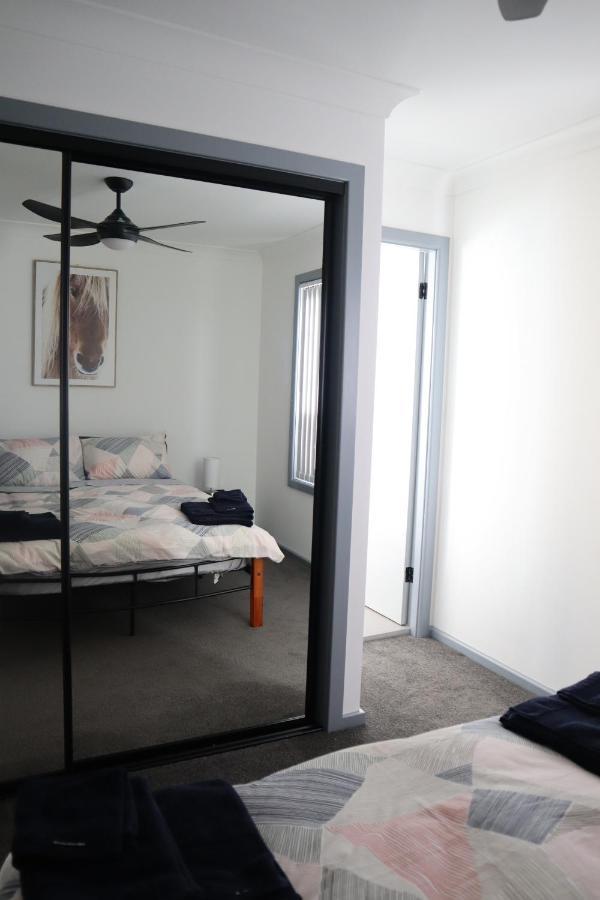 Lakeside Residence Raymond Terrace Esterno foto