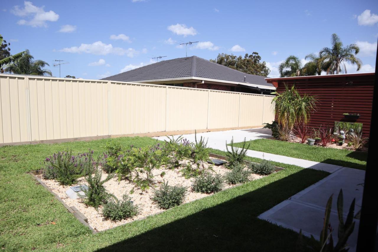 Lakeside Residence Raymond Terrace Esterno foto
